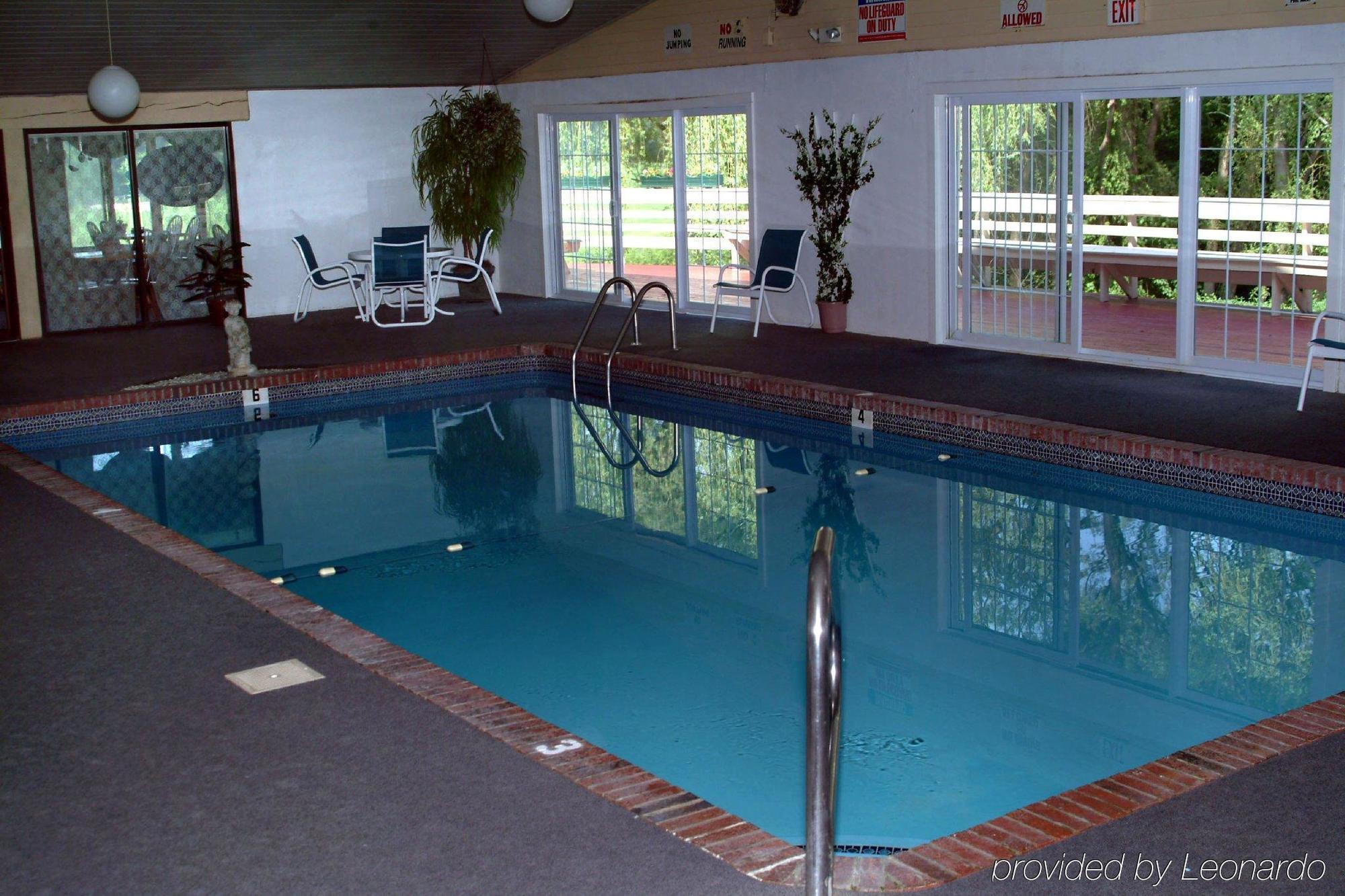Hampton Falls Inn Bagian luar foto