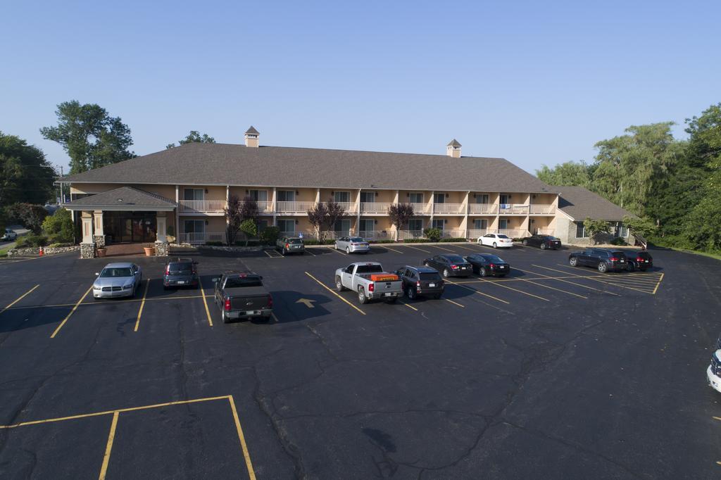 Hampton Falls Inn Bagian luar foto