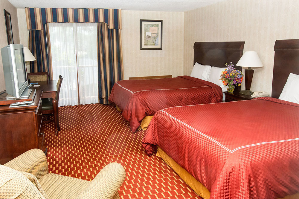 Hampton Falls Inn Bagian luar foto