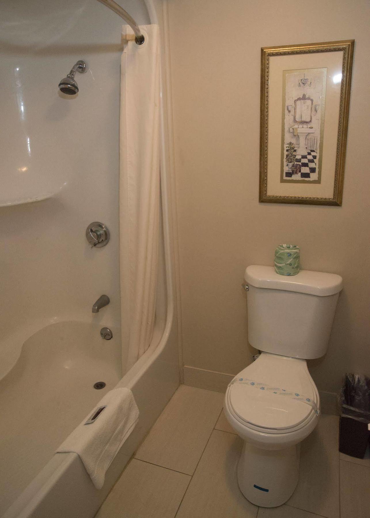 Hampton Falls Inn Bagian luar foto