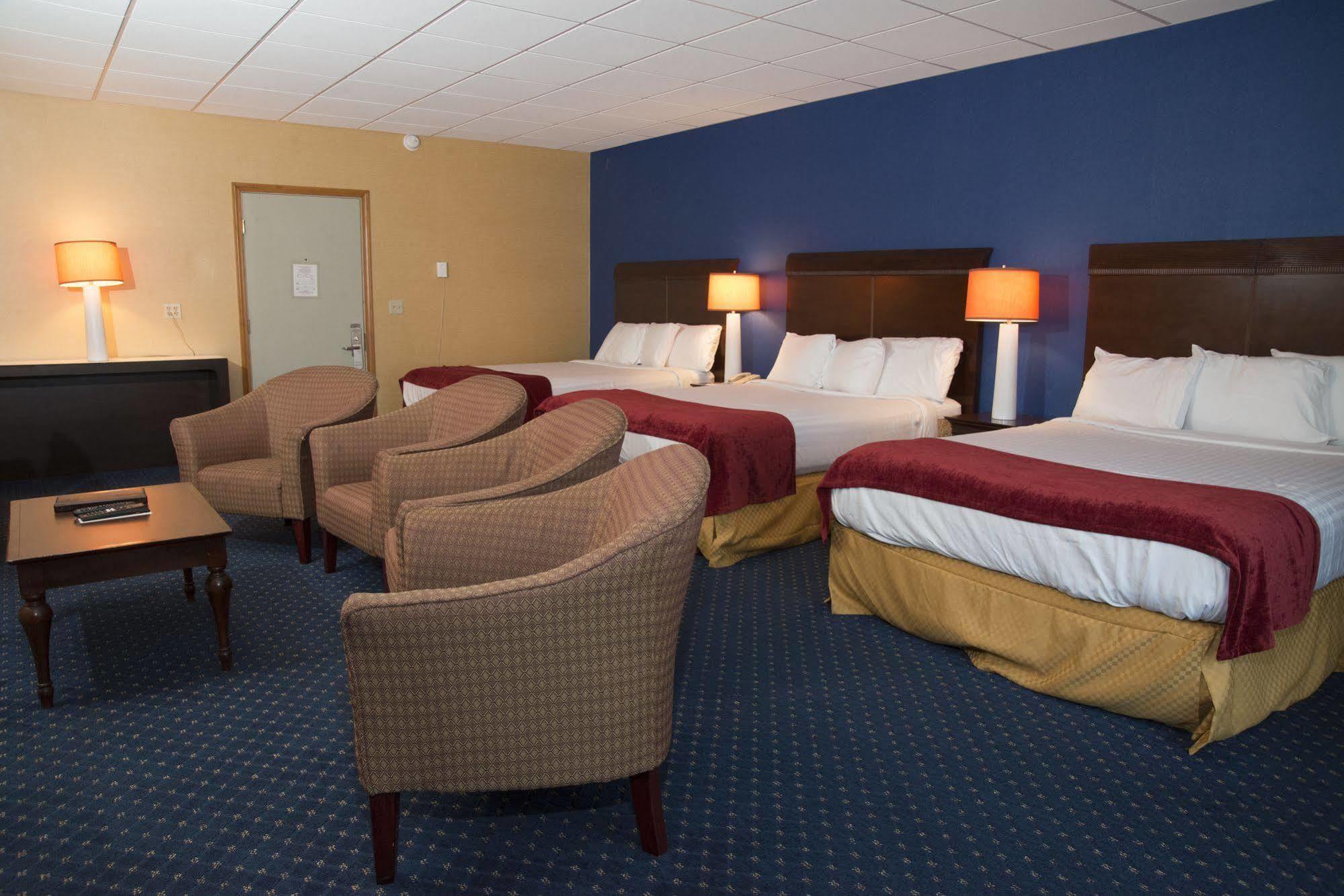 Hampton Falls Inn Bagian luar foto